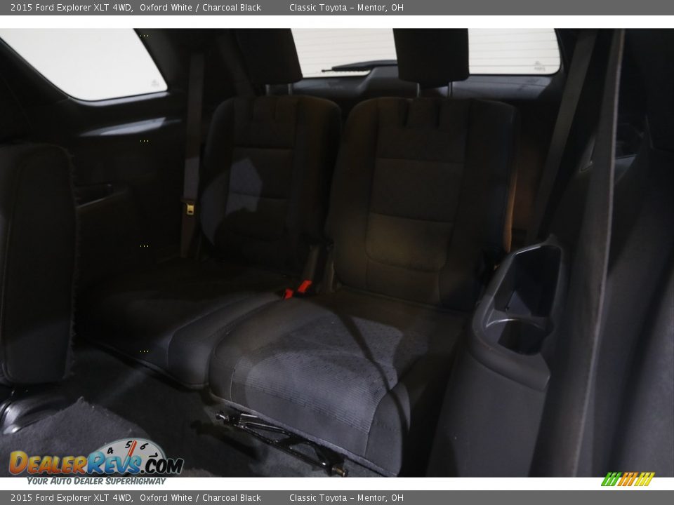 2015 Ford Explorer XLT 4WD Oxford White / Charcoal Black Photo #16