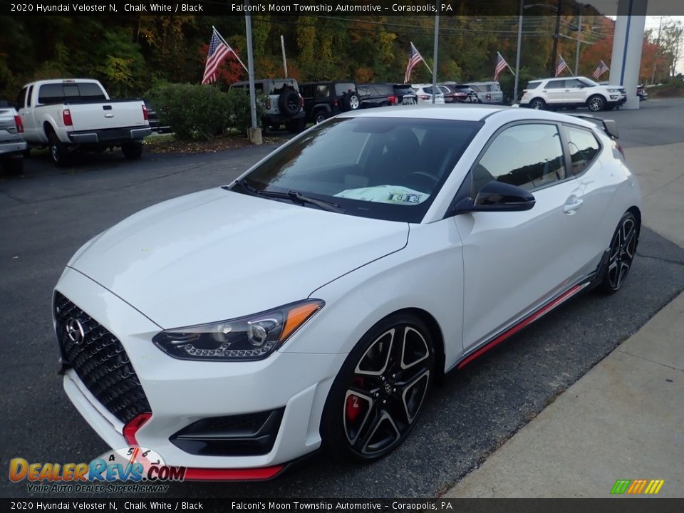Front 3/4 View of 2020 Hyundai Veloster N Photo #6