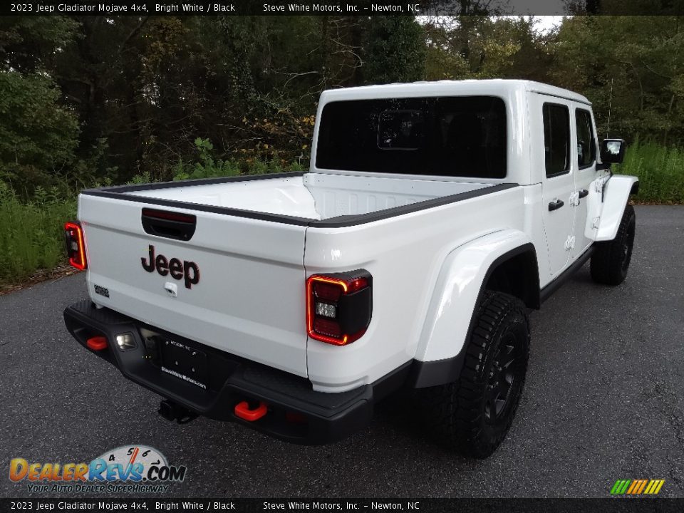 2023 Jeep Gladiator Mojave 4x4 Bright White / Black Photo #6