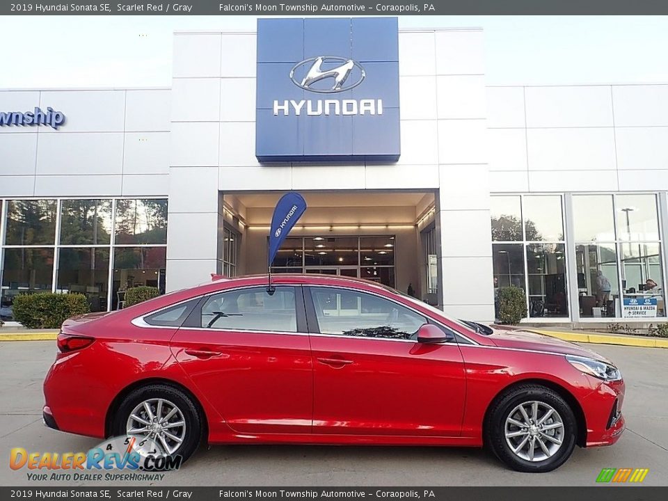 2019 Hyundai Sonata SE Scarlet Red / Gray Photo #1