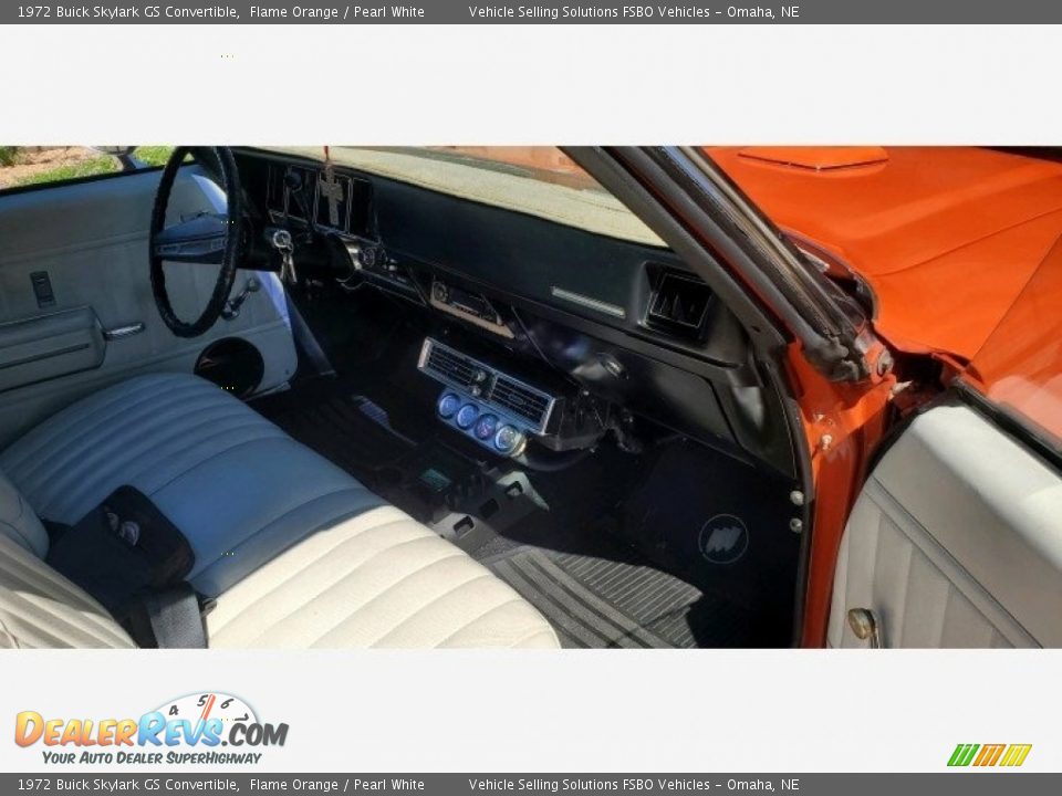 Front Seat of 1972 Buick Skylark GS Convertible Photo #4