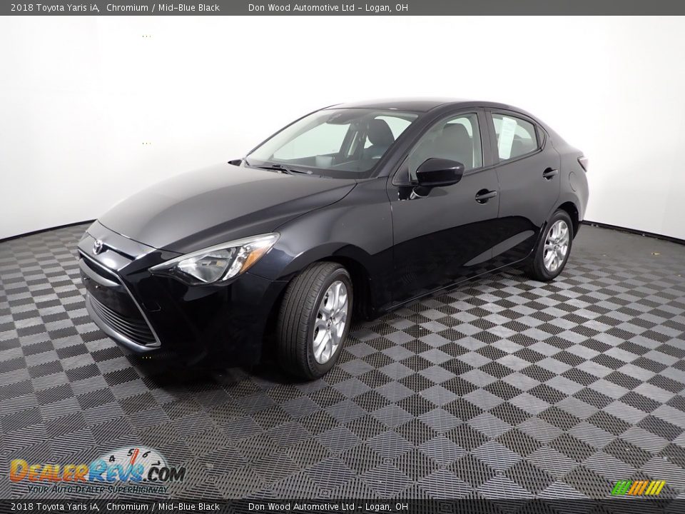 2018 Toyota Yaris iA Chromium / Mid-Blue Black Photo #5