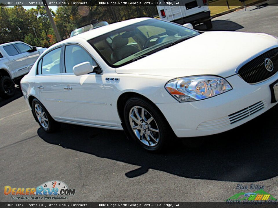 2006 Buick Lucerne CXL White Opal / Cashmere Photo #23