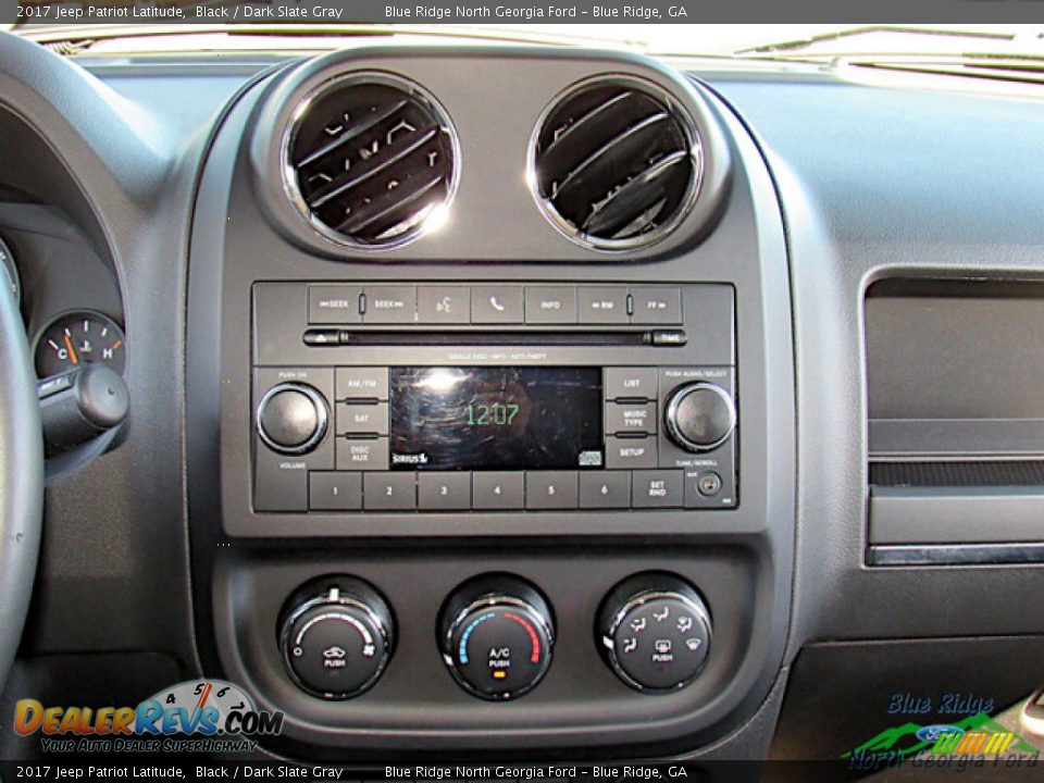 2017 Jeep Patriot Latitude Black / Dark Slate Gray Photo #18