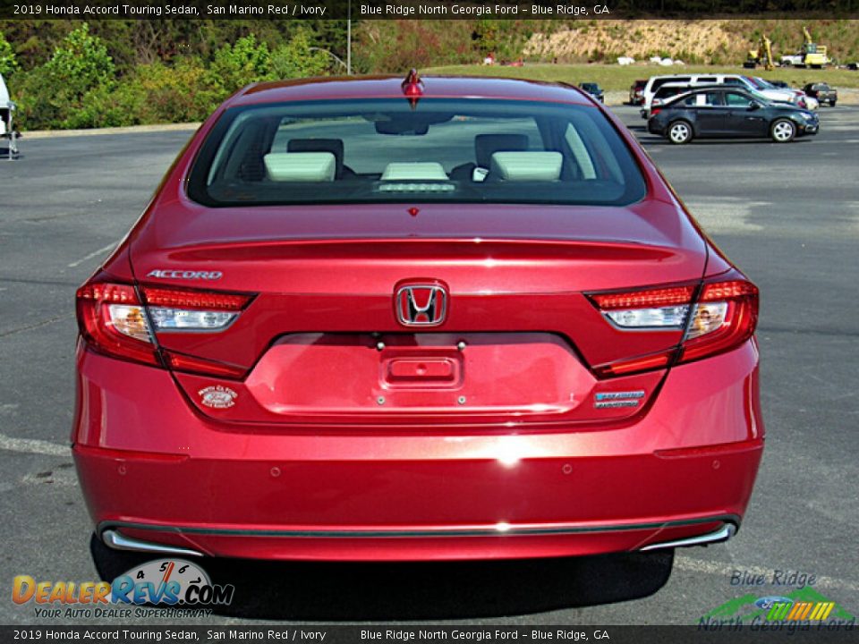 2019 Honda Accord Touring Sedan San Marino Red / Ivory Photo #4