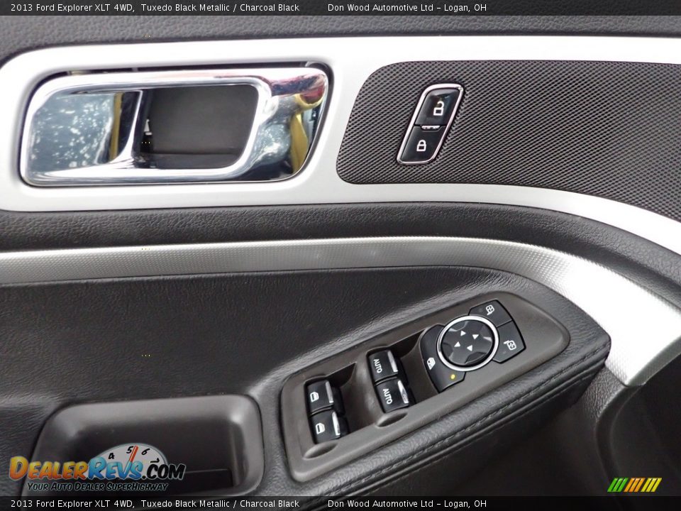 2013 Ford Explorer XLT 4WD Tuxedo Black Metallic / Charcoal Black Photo #13