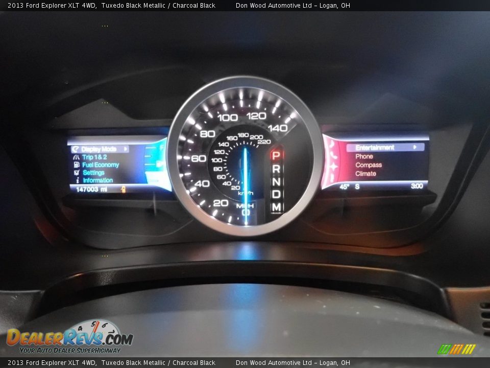 2013 Ford Explorer XLT 4WD Tuxedo Black Metallic / Charcoal Black Photo #19