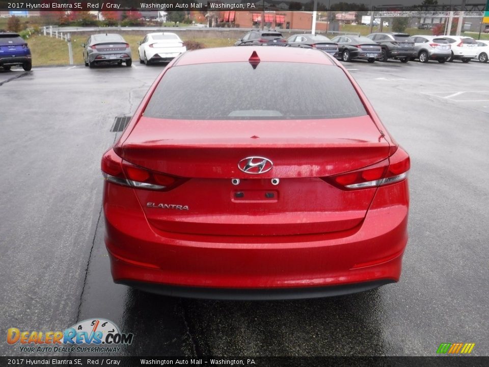 2017 Hyundai Elantra SE Red / Gray Photo #8