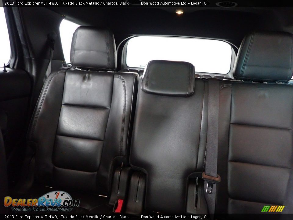2013 Ford Explorer XLT 4WD Tuxedo Black Metallic / Charcoal Black Photo #23