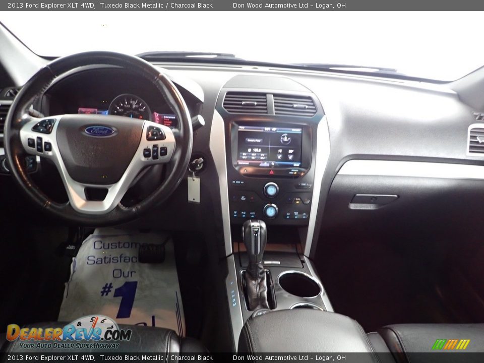 2013 Ford Explorer XLT 4WD Tuxedo Black Metallic / Charcoal Black Photo #29