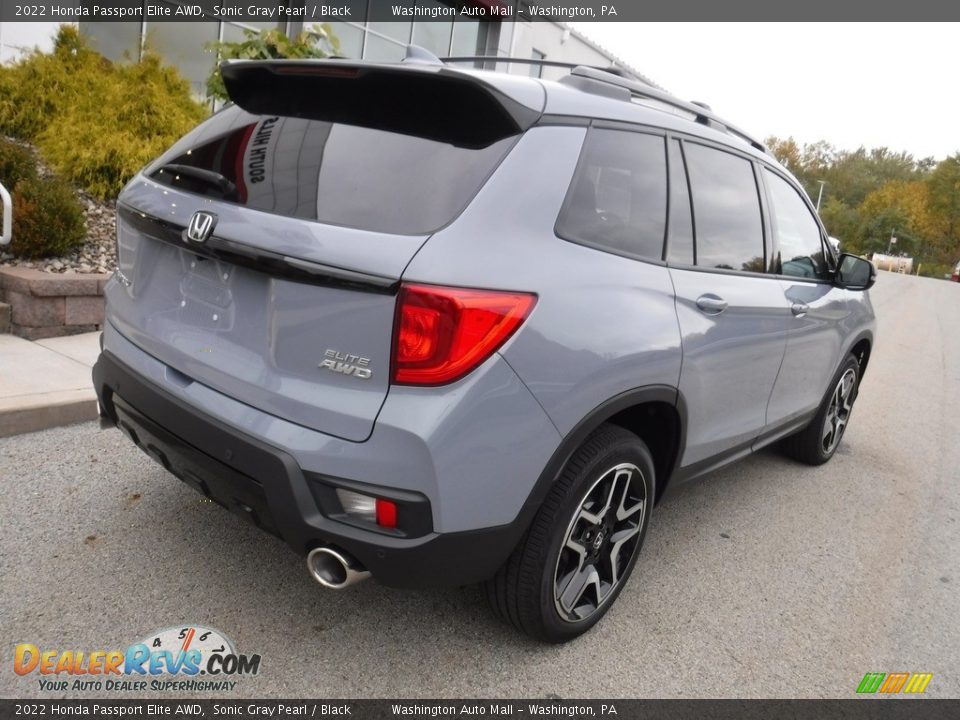 2022 Honda Passport Elite AWD Sonic Gray Pearl / Black Photo #18