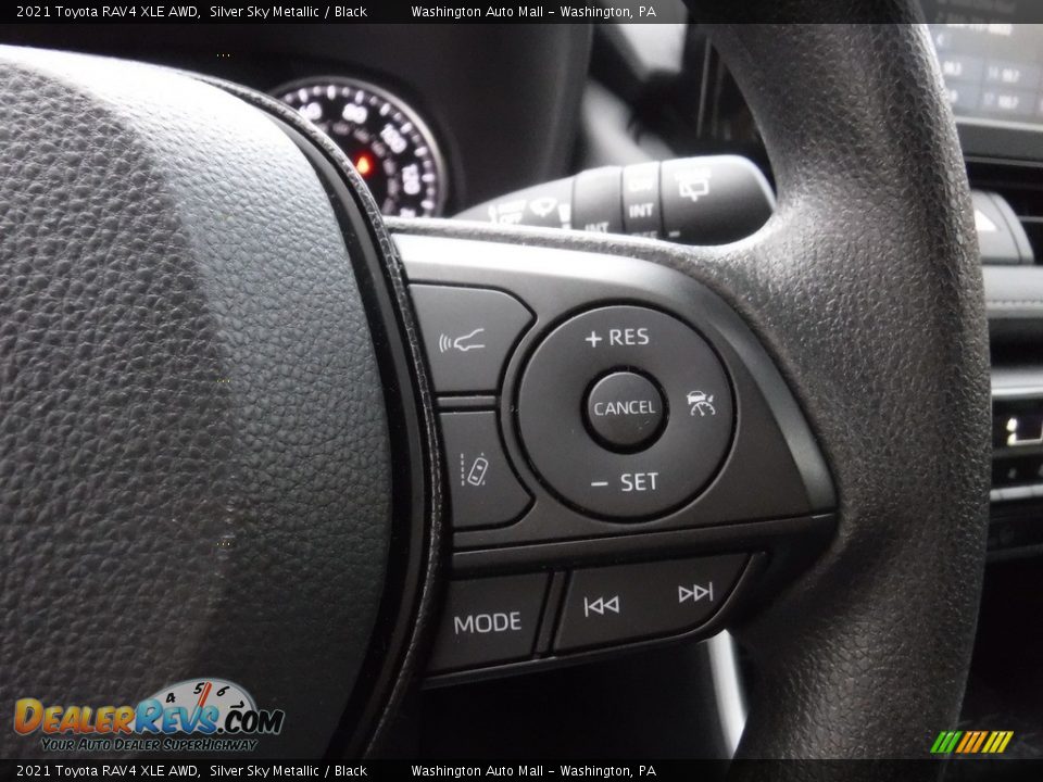 2021 Toyota RAV4 XLE AWD Silver Sky Metallic / Black Photo #8