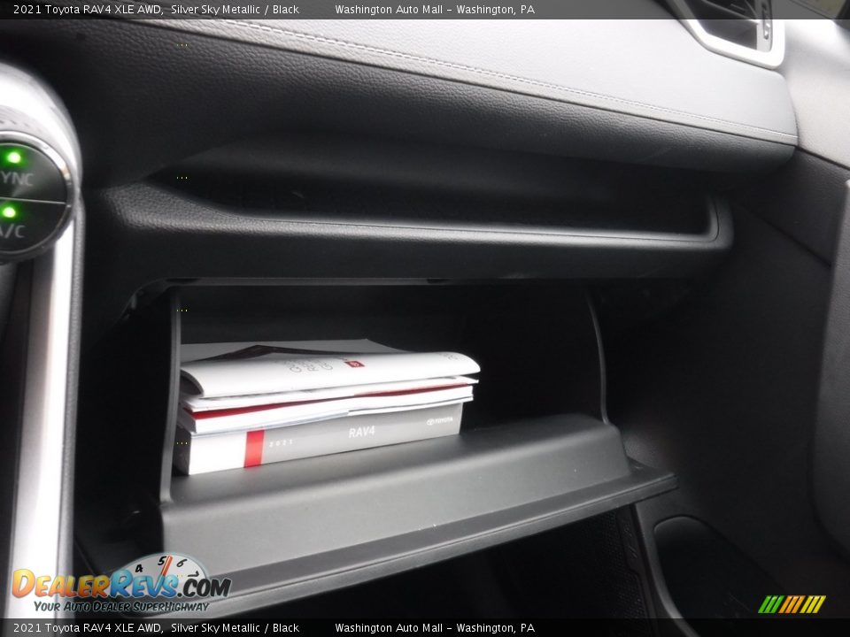 2021 Toyota RAV4 XLE AWD Silver Sky Metallic / Black Photo #32