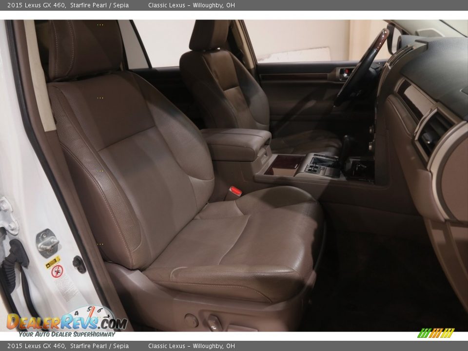 Front Seat of 2015 Lexus GX 460 Photo #20