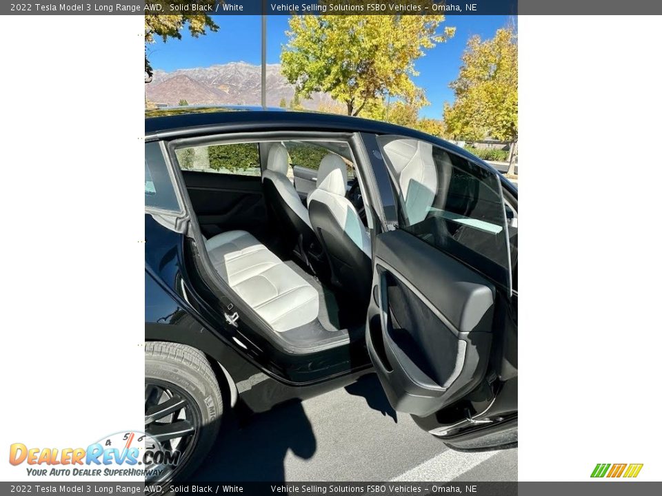 2022 Tesla Model 3 Long Range AWD Solid Black / White Photo #13