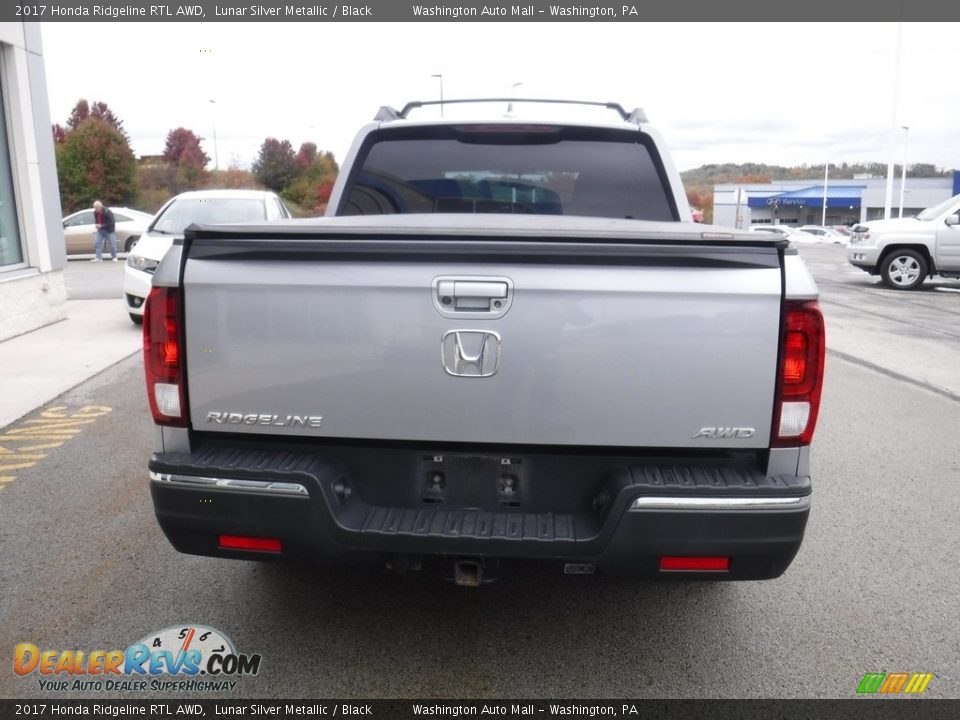 2017 Honda Ridgeline RTL AWD Lunar Silver Metallic / Black Photo #10