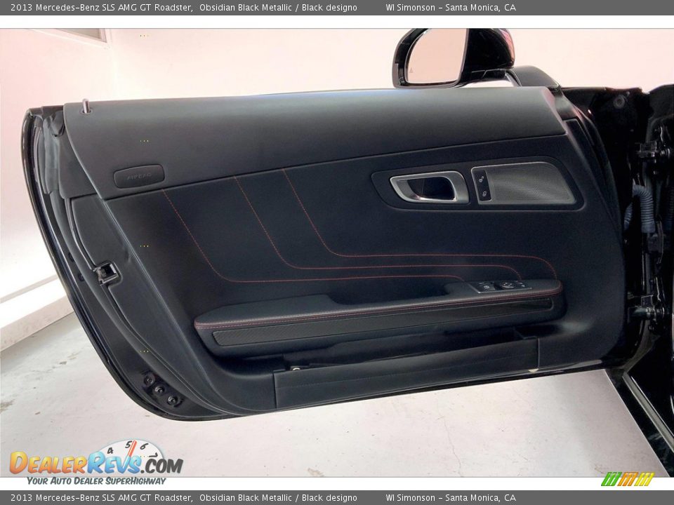 Door Panel of 2013 Mercedes-Benz SLS AMG GT Roadster Photo #25