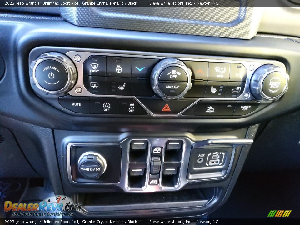 Controls of 2023 Jeep Wrangler Unlimited Sport 4x4 Photo #24