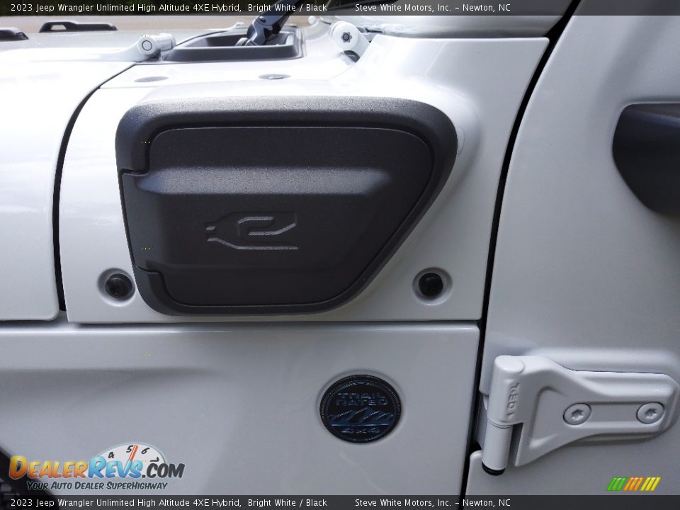 2023 Jeep Wrangler Unlimited High Altitude 4XE Hybrid Bright White / Black Photo #9