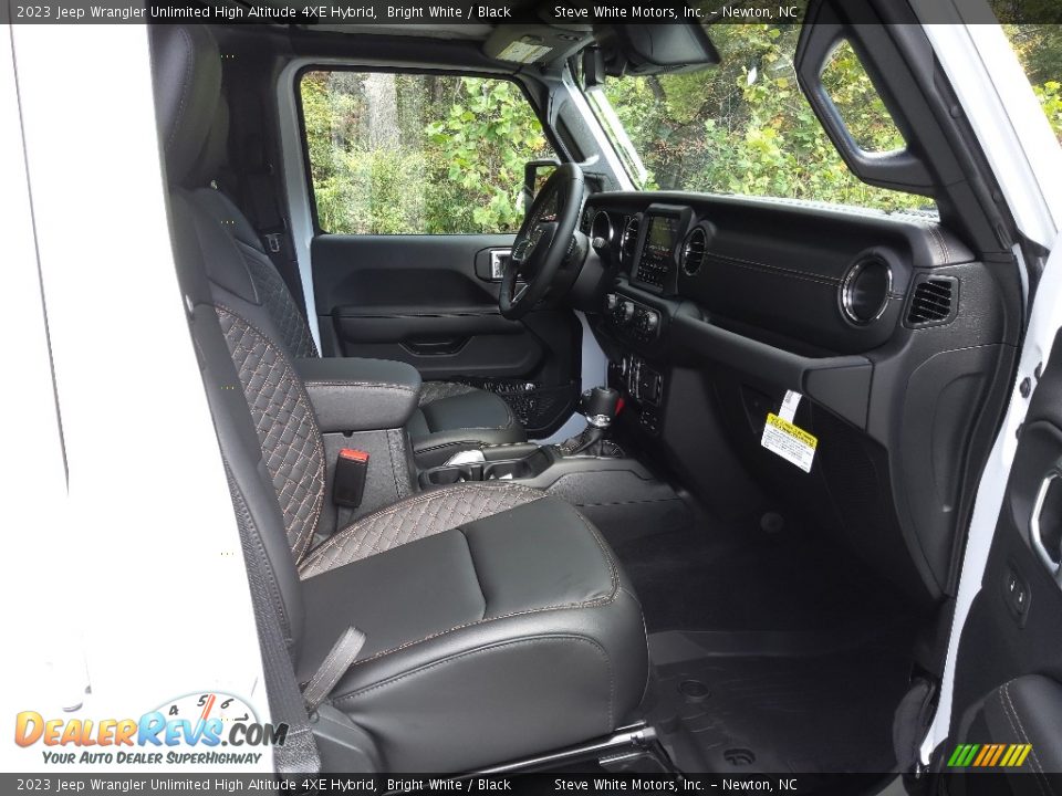 2023 Jeep Wrangler Unlimited High Altitude 4XE Hybrid Bright White / Black Photo #21