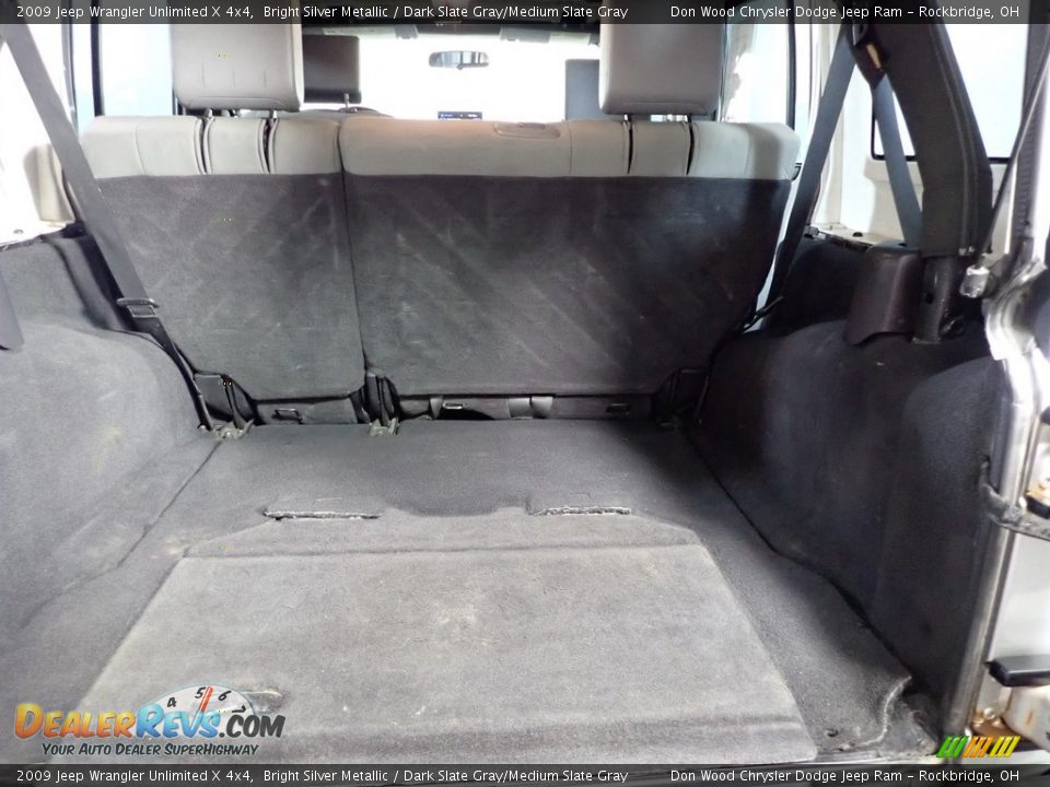 2009 Jeep Wrangler Unlimited X 4x4 Bright Silver Metallic / Dark Slate Gray/Medium Slate Gray Photo #8