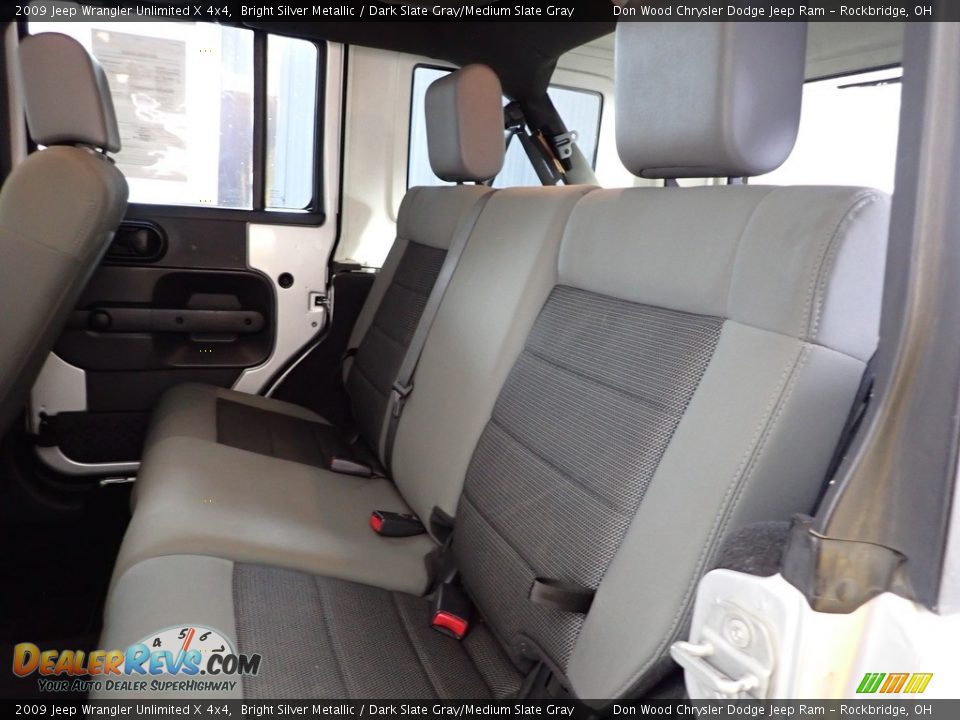2009 Jeep Wrangler Unlimited X 4x4 Bright Silver Metallic / Dark Slate Gray/Medium Slate Gray Photo #18