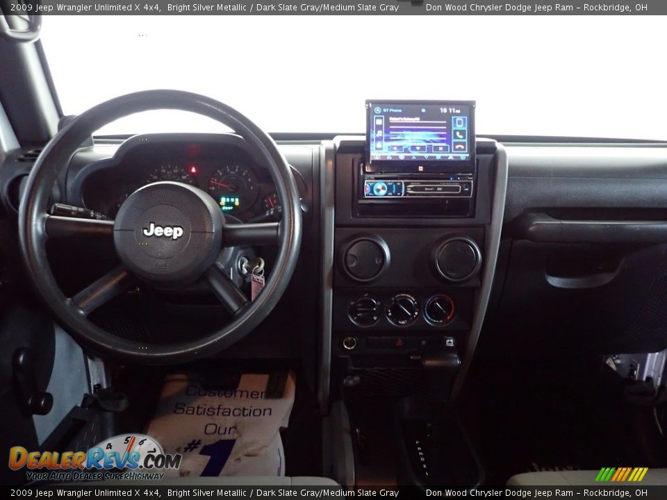 2009 Jeep Wrangler Unlimited X 4x4 Bright Silver Metallic / Dark Slate Gray/Medium Slate Gray Photo #19