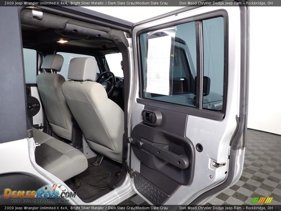 2009 Jeep Wrangler Unlimited X 4x4 Bright Silver Metallic / Dark Slate Gray/Medium Slate Gray Photo #22