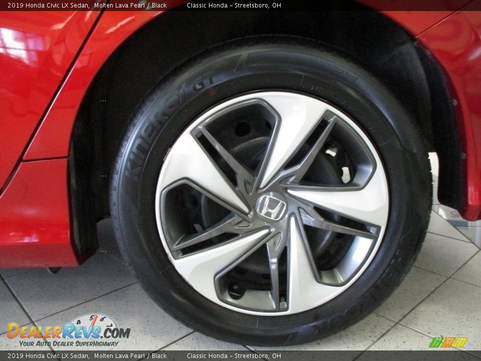 2019 Honda Civic LX Sedan Molten Lava Pearl / Black Photo #11