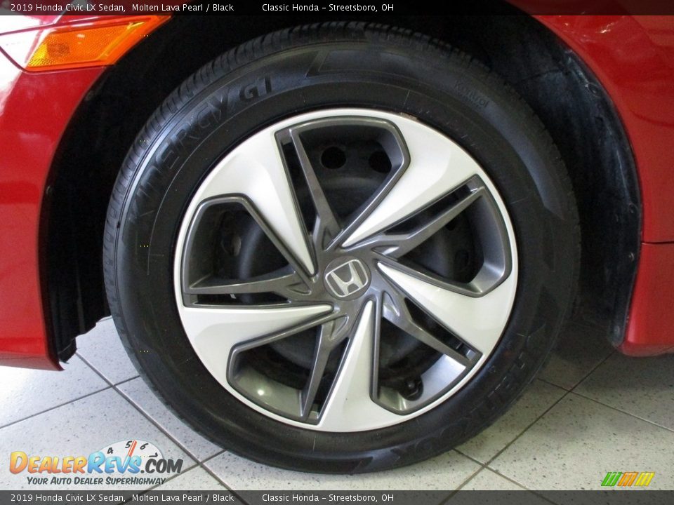 2019 Honda Civic LX Sedan Molten Lava Pearl / Black Photo #12