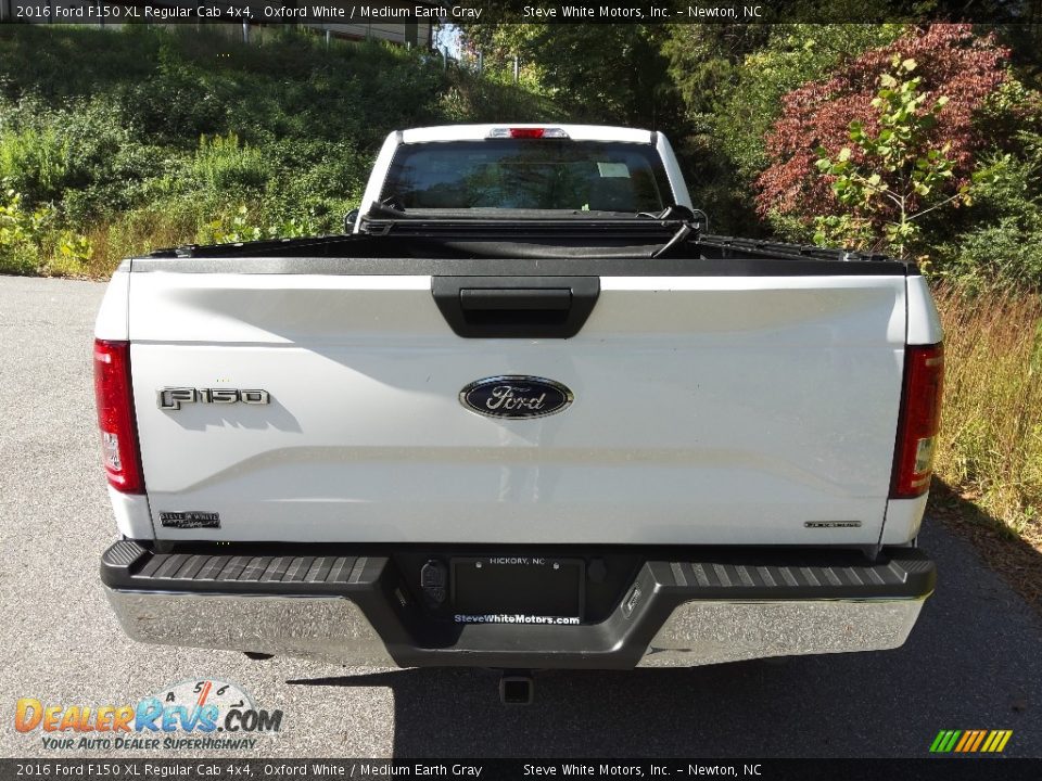 2016 Ford F150 XL Regular Cab 4x4 Oxford White / Medium Earth Gray Photo #7