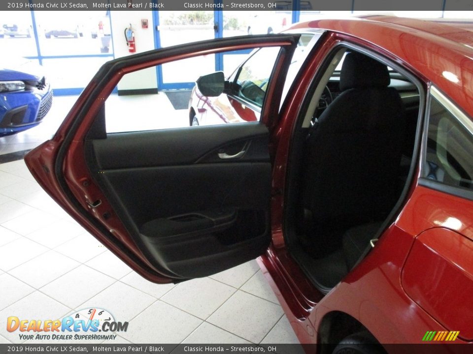 2019 Honda Civic LX Sedan Molten Lava Pearl / Black Photo #23