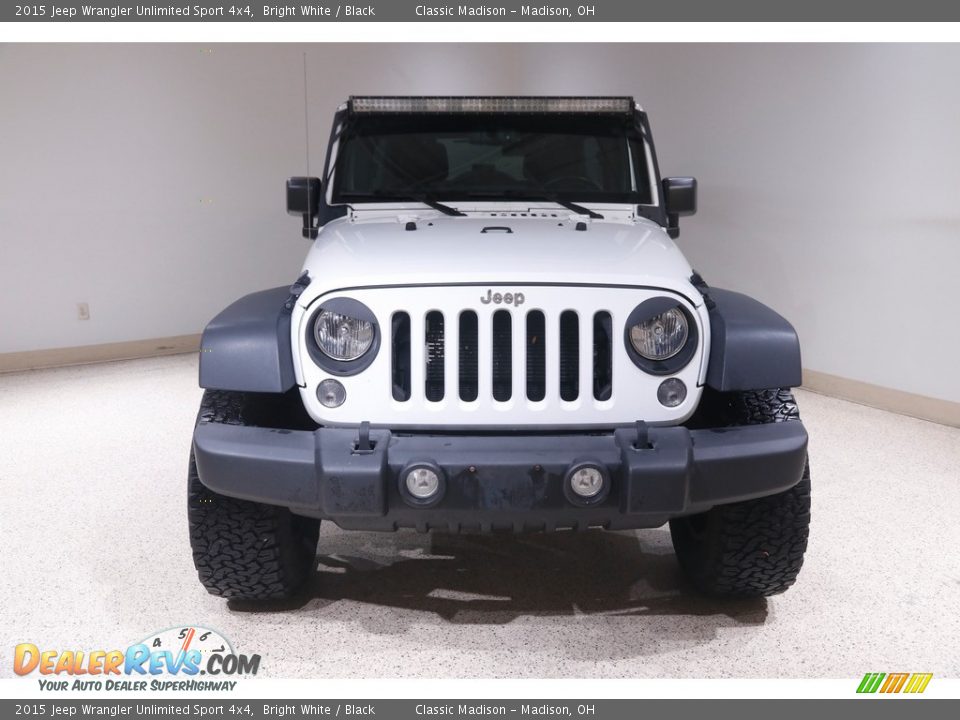 2015 Jeep Wrangler Unlimited Sport 4x4 Bright White / Black Photo #2