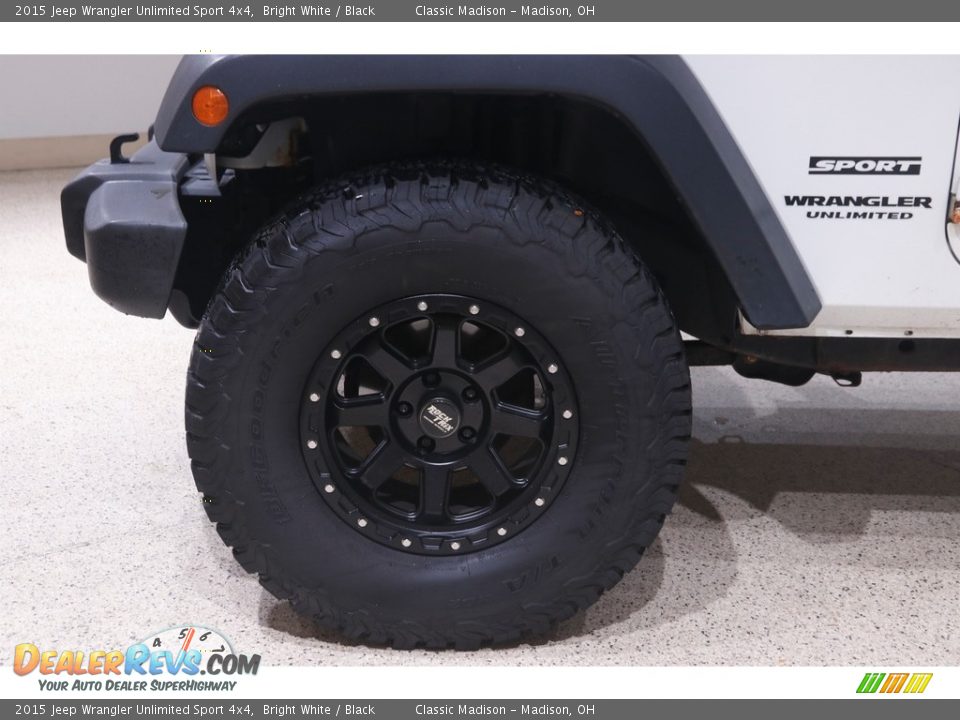 2015 Jeep Wrangler Unlimited Sport 4x4 Bright White / Black Photo #19
