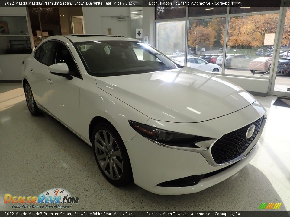 Front 3/4 View of 2022 Mazda Mazda3 Premium Sedan Photo #7