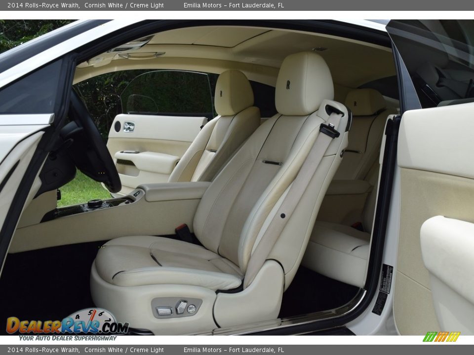 Front Seat of 2014 Rolls-Royce Wraith  Photo #24