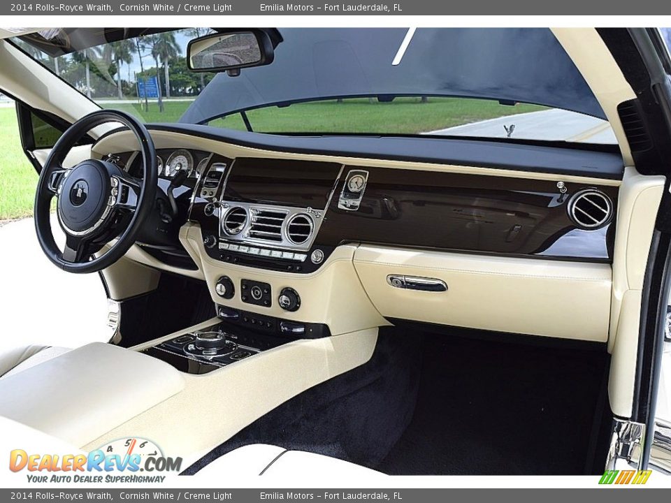 Dashboard of 2014 Rolls-Royce Wraith  Photo #36
