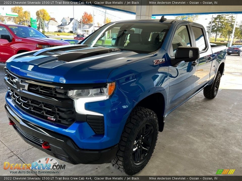 2022 Chevrolet Silverado 1500 LT Trail Boss Crew Cab 4x4 Glacier Blue Metallic / Jet Black Photo #2