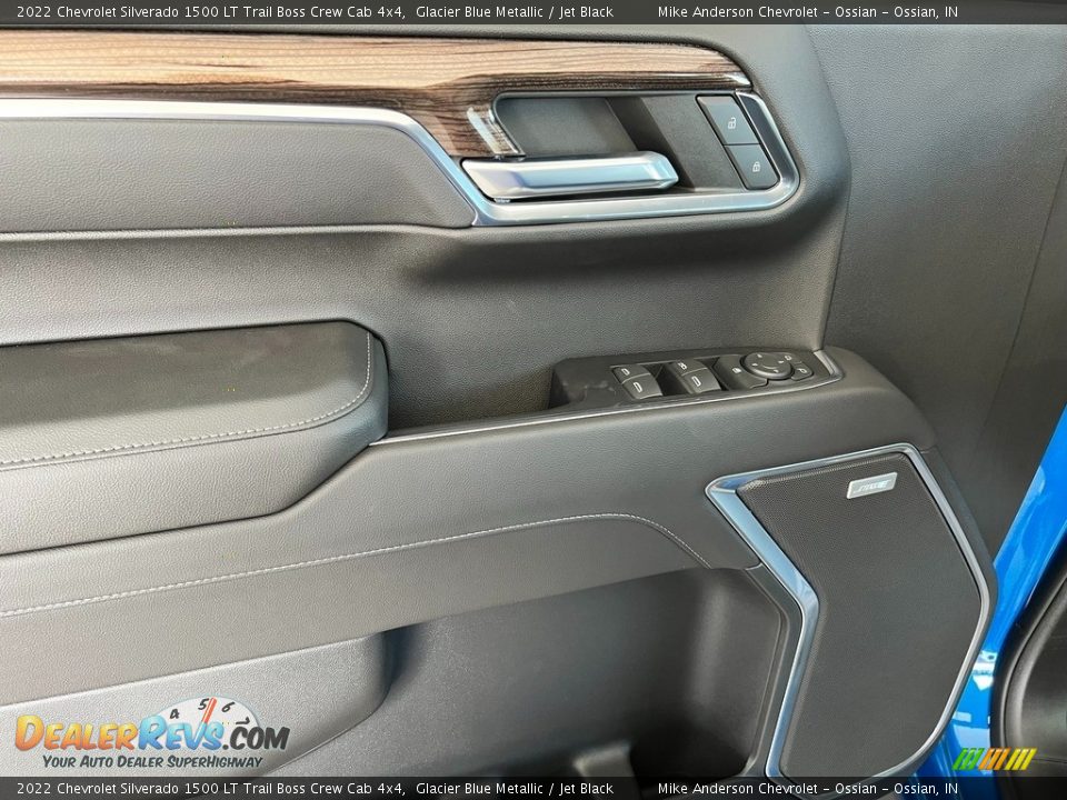 Door Panel of 2022 Chevrolet Silverado 1500 LT Trail Boss Crew Cab 4x4 Photo #16