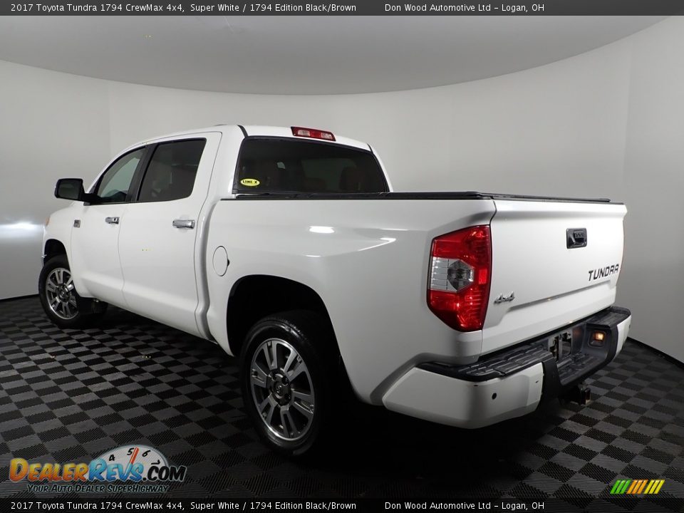 2017 Toyota Tundra 1794 CrewMax 4x4 Super White / 1794 Edition Black/Brown Photo #8