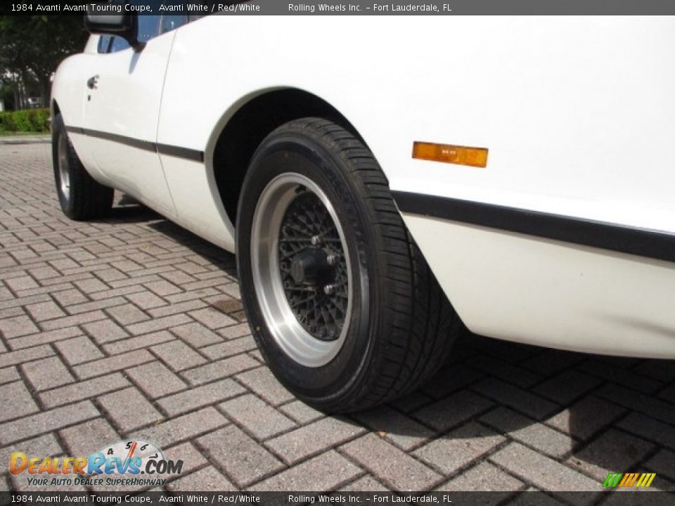 1984 Avanti Avanti Touring Coupe Avanti White / Red/White Photo #34