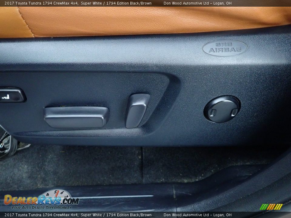 2017 Toyota Tundra 1794 CrewMax 4x4 Super White / 1794 Edition Black/Brown Photo #15