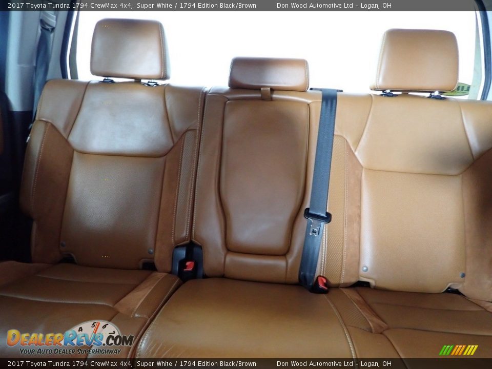 2017 Toyota Tundra 1794 CrewMax 4x4 Super White / 1794 Edition Black/Brown Photo #24