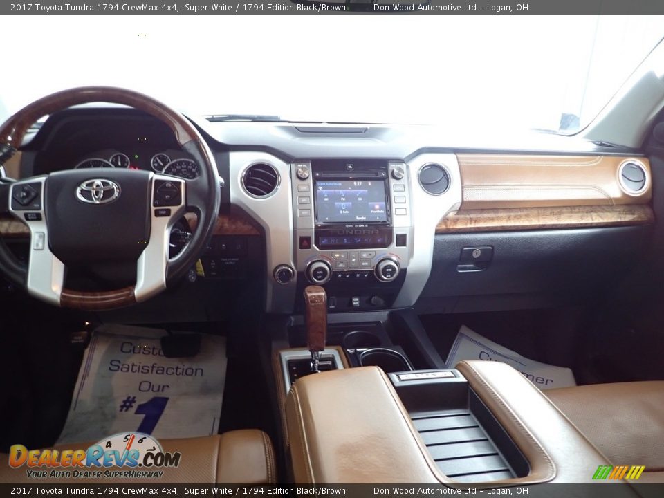 2017 Toyota Tundra 1794 CrewMax 4x4 Super White / 1794 Edition Black/Brown Photo #27