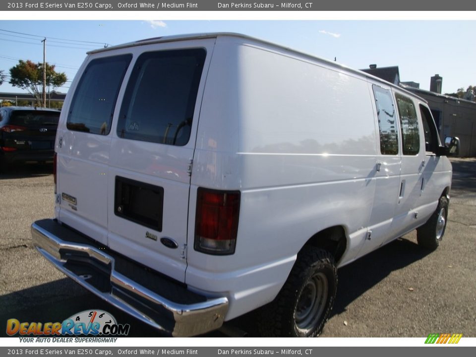 2013 Ford E Series Van E250 Cargo Oxford White / Medium Flint Photo #5