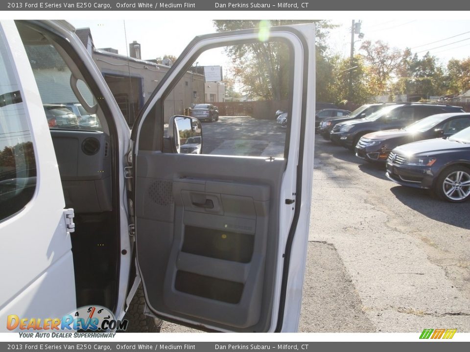 2013 Ford E Series Van E250 Cargo Oxford White / Medium Flint Photo #14