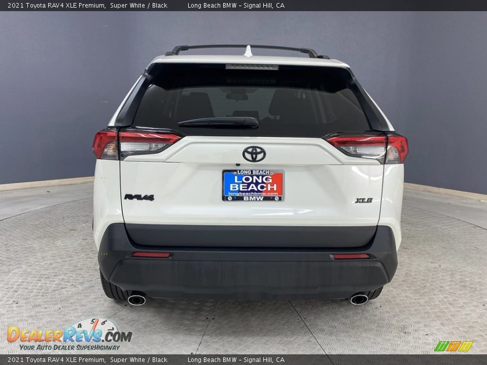 2021 Toyota RAV4 XLE Premium Super White / Black Photo #4