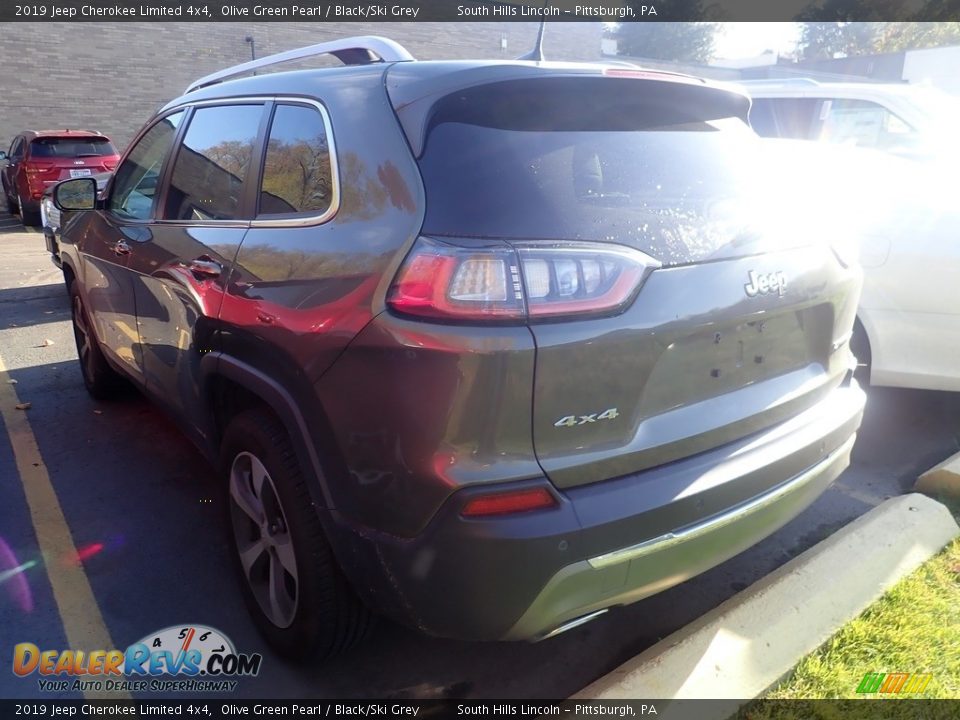 2019 Jeep Cherokee Limited 4x4 Olive Green Pearl / Black/Ski Grey Photo #2