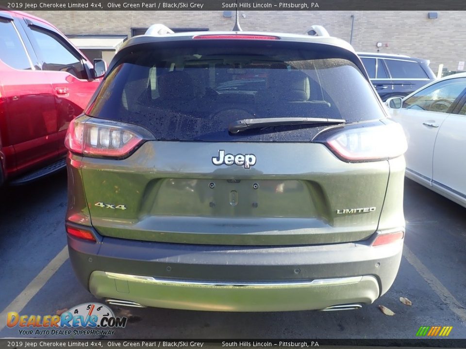 2019 Jeep Cherokee Limited 4x4 Olive Green Pearl / Black/Ski Grey Photo #3