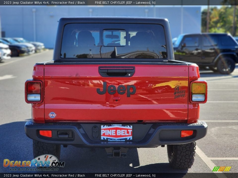2023 Jeep Gladiator Willys 4x4 Firecracker Red / Black Photo #5